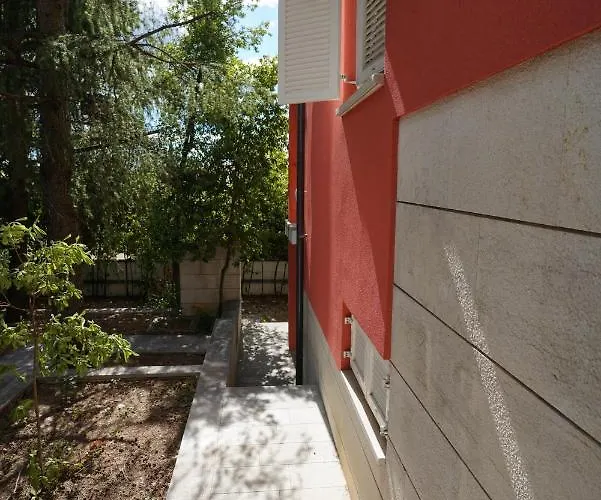 别墅 Panthera 德拉马利