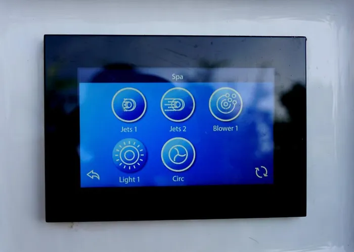 别墅 Panthera 德拉马利